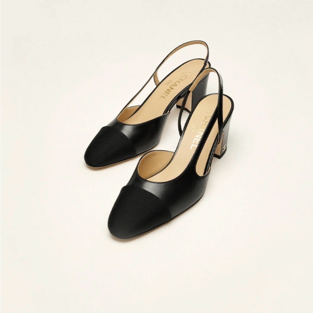 CHANEL Black Slingback Heels Size 37,5